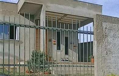 Imagem: A casa em condomínio possui 2 Dormitórios, 2 Banheiros, 1