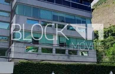 Imagem: O depósito possui 5 Vagas na garagem, 489m² de Área e está