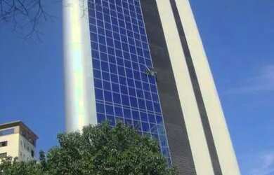 Imagem: Sala comercial à venda no Lourdes - 160m² pronta para uso