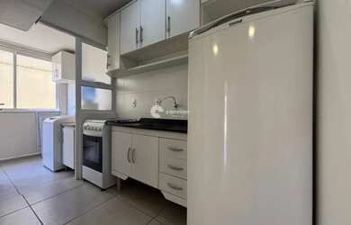 Imagem 4: Apartamento 2 Quartos, Semimobiliado, com Garagem e Sacada com Churrasqueira