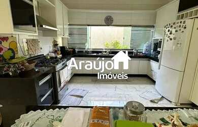 Imagem 4: Casa 3 Quartos 2 Suítes Ao Lado do Parque Cesamar Mega Suíte e Piscina