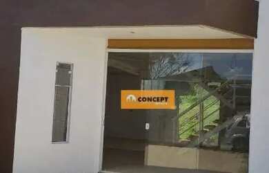 Imagem: A casa possui 3 Dormitórios, 3 Banheiros, 2 Vagas na garagem