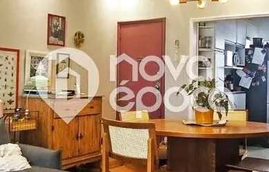 Imagem: O apartamento possui 4 Dormitórios, 2 Banheiros, 1 Vaga na