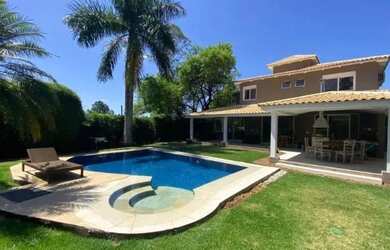 Imagem: A casa em condomínio possui 3 Dormitórios, 5 Banheiros, 4