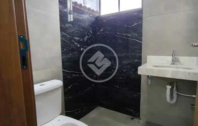 Imagem: A casa à venda possui 3 Dormitórios, 1 Banheiro, 3 Vagas na