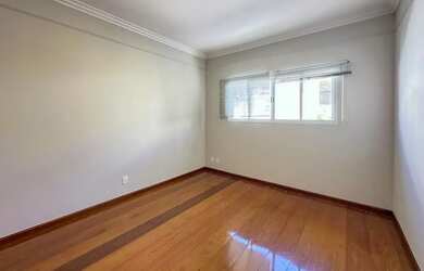 Imagem 16: Imóvel para aluguel tem 413 metros quadrados com 4 quartos