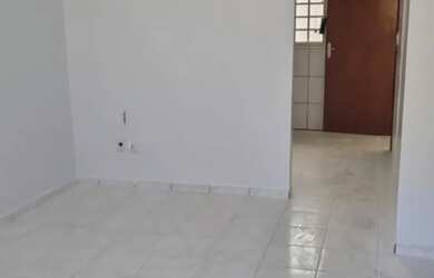 Imagem 6: Casa 2/4 Jardim América Goiânia Goiás