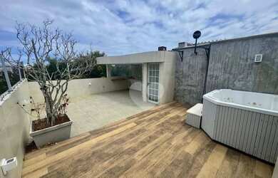 Imagem: O apartamento na cobertura possui 3 Dormitórios, 5 Banheiros