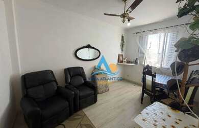 Imagem: O apartamento possui 1 Dormitório, 1 Banheiro, 1 Vaga na garagem