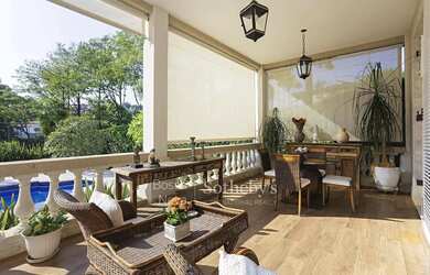 Imagem 14: Casa Clássica em Ponto Alto com Vista Deslumbrante