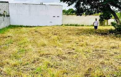 Imagem: O terreno possui 345m² de Área e está localizado em Retiro