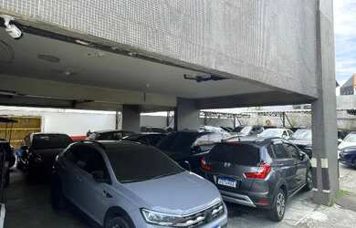 Imagem: O depósito possui 5 Vagas na garagem, 1.000m² de Área e
