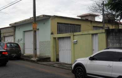 Imagem 10: Otima casa no bairro Bom Retiro Betim loja na frente