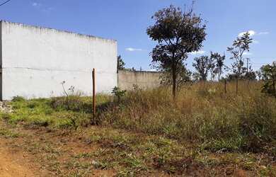 Imagem: O terreno possui 360m² de Área e está localizado em Jardim