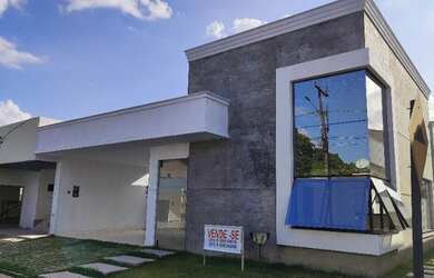 Imagem: A casa em condomínio possui 3 Dormitórios, 3 Banheiros, 2