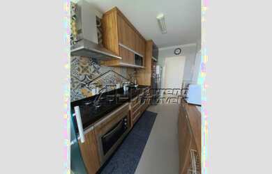 Imagem: O apartamento possui 3 Dormitórios, 1 Banheiro, 1 Vaga na garagem