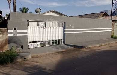 Imagem 1: Vendo casa no caimbé. 112m² de Área, 2 Vagas na garageme2 Dormitórios