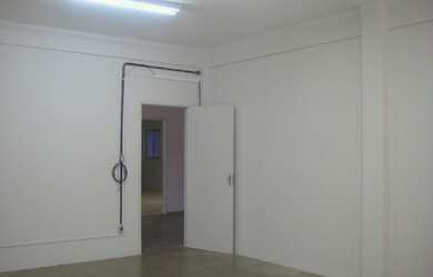 Imagem 10: Depósito para aluguel com 1.160 metros quadrados no Imbuí frete Av....