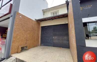 Imagem: O depósito possui 2 Vagas na garagem e 78m² de Área e está