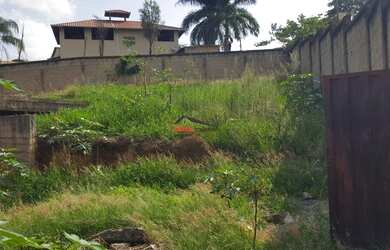 Imagem: O terreno possui 833m² de Área e está localizado em Trevo