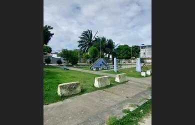 Imagem: A casa possui 2 Dormitórios, 2 Banheiros e está localizado