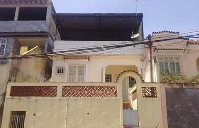 Imagem: A casa possui 1 Dormitório, 1 Banheiro, 55m² de Área e está