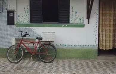 Imagem: A casa possui 1 Dormitório e está localizado em Caiçara