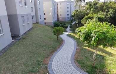 Imagem: O apartamento possui 2 Dormitórios, 1 Banheiro, 1 Vaga na garagem