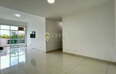 Imagem: O apartamento possui 2 Dormitórios, 2 Banheiros, 2 Vagas na