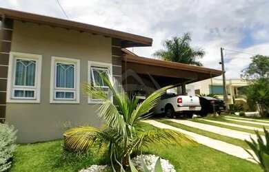 Imagem: A casa em condomínio possui 4 Dormitórios, 4 Banheiros, 5