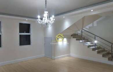 Imagem: A casa possui 5 Dormitórios, 5 Banheiros, 5 Vagas na garagem