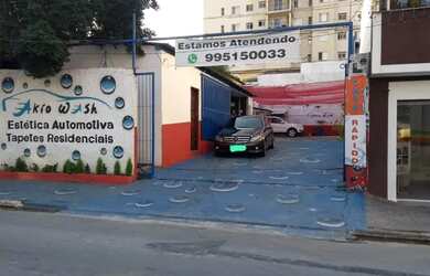 Imagem: O depósito possui 5 Vagas na garagem, 350m² de Área e está