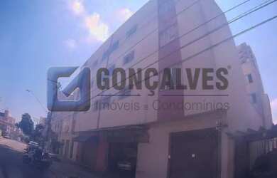 Imagem: O apartamento possui 2 Dormitórios, 1 Banheiro, 2 Vagas na