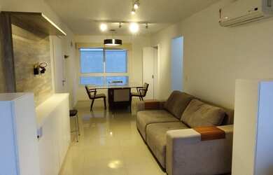 Imagem: O apartamento possui 3 Dormitórios, 2 Banheiros, 2 Vagas na