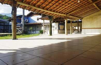 Imagem 7: Casa em Guapimirim. Piscina, Churrasqueira, Varandae560m² de Área