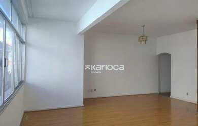 Imagem: O apartamento possui 3 Dormitórios, 3 Banheiros, 2 Vagas na