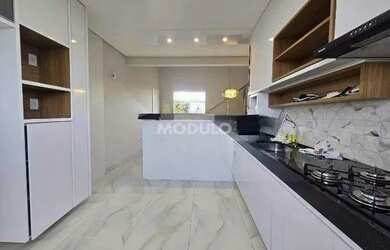 Imagem: O apartamento na cobertura possui 3 Dormitórios, 4 Banheiros