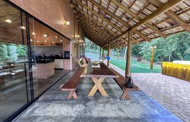 Imagem: A fazenda possui 135m² de Área, Imóvel mobiliado e está