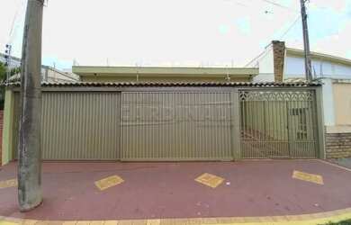 Imagem: O depósito possui 5 Vagas na garagem, 329m² de Área e está