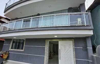 Imagem: A casa em condomínio possui 4 Dormitórios, 4 Banheiros, 4