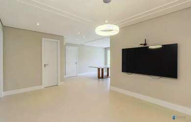 Imagem 5: Luxuoso Apartamento Mobiliado no Água Verde para venda e locação com...