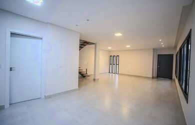 Imagem 4: Triplex alto padrão em condomínio clube no Santa Cândida