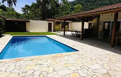 Imagem 2: Imóvel para aluguel e venda tem 200 metros quadrados com 4 quartos