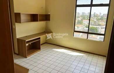 Imagem: O apartamento possui 4 Dormitórios, 1 Banheiro, 4 Vagas na