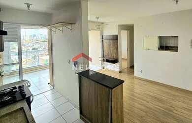 Imagem: O apartamento possui 2 Dormitórios, 1 Banheiro, 1 Vaga na garagem