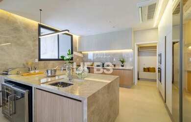 Imagem 8: Legacy City HOme. Piscina, Churrasqueira, VarandaeGuarda roupa