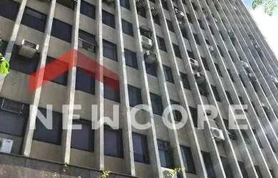 Imagem: O depósito possui 2 Vagas na garagem e 47m² de Área e está