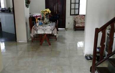 Imagem 3: Casa 04 Quartos com Piscina e Churrasqueira - Flamengo, Marica RJ