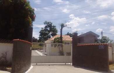 Imagem: O terreno possui 180m² de Área e está localizado em Santa