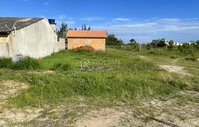 Imagem: O terreno possui 300m² de Área e está localizado em Arroio